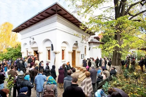 Cateheze săptămânale la Schitul Darvari din Bucureşti