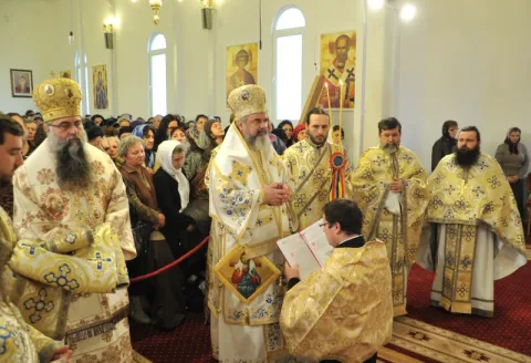 Ajutor financiar la instalarea clericilor în parohiile sărace