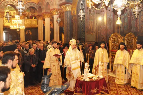  Rugăciune de mulțumire la trecerea dintre ani la Catedrala Patriarhală