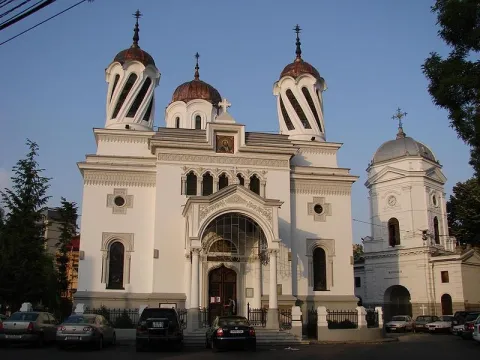 Biserica Sfântul Silvestru din Bucureşti şi-a sărbătorit hramul
