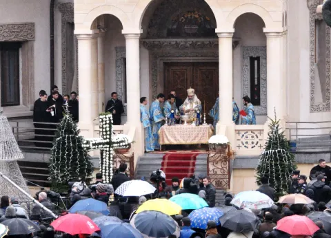 Sfinţirea Mare a Apei pe Colina Bucuriei