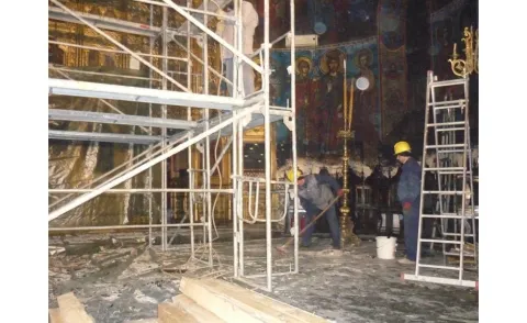 Arhiepiscopia Bucureştilor ajută biserica Sfântul Mare Mucenic Pantelimon din Bucureşti