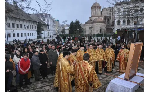 Procesiune cu icoana Sf. Antonie la Curtea Veche