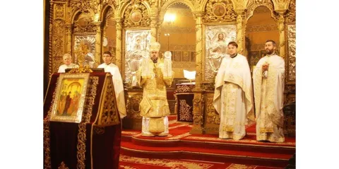 Slujire arhierească la Biserica Domniţa Bălaşa