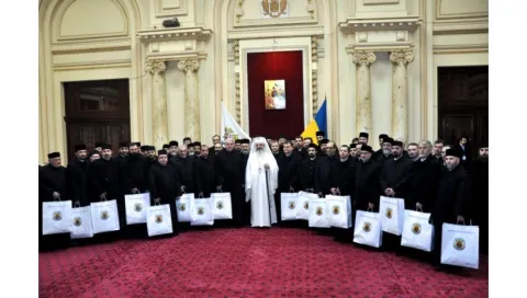 Daruri pentru preoţii cu lăcaşuri de cult în construcţie