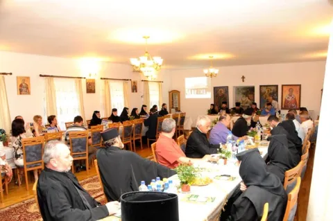 Două secole de dăinuire prin dăruire