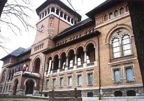 Târgul iconarilor şi meşterilor cruceri la Muzeul Ţăranului Român