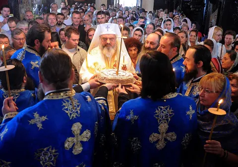 Slujba Parastasului pentru părintele Arhimandrit Sofian Boghiu