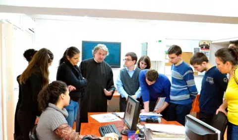 Curs de comunicare mediatică în redacţia "Ziarului Lumina"