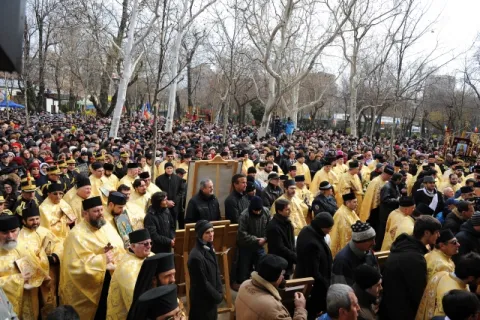 Procesiunea Icoana - fereastră spre Dumnezeu