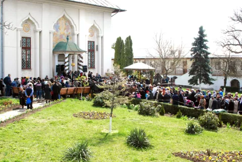 Fidelitate şi evlavie faţă de Sfântul Calinic