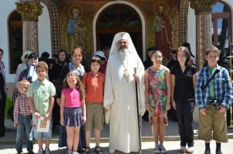 Patriarhul României la Mănăstirea Țigănești