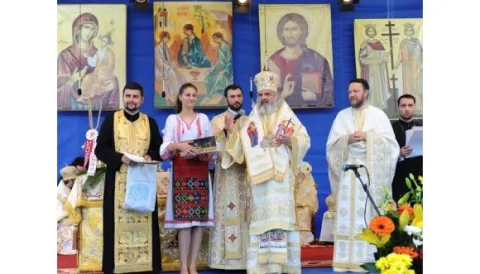 Recunoaşterea meritelor câştigătorilor Concursului “Alege Şcoala!”