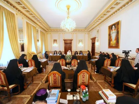 Sfântul Sinod în şedinţă la Palatul Patriarhiei