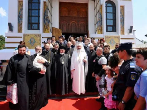 Pictura exterioară a Bisericii Sfântul Ilie - Ghencea a fost sfințită de Patriarhul României