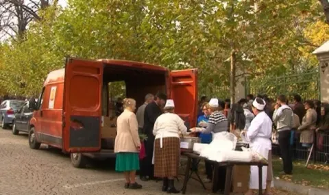 Protoieria Câmpina a oferit agapa pentru pelerini