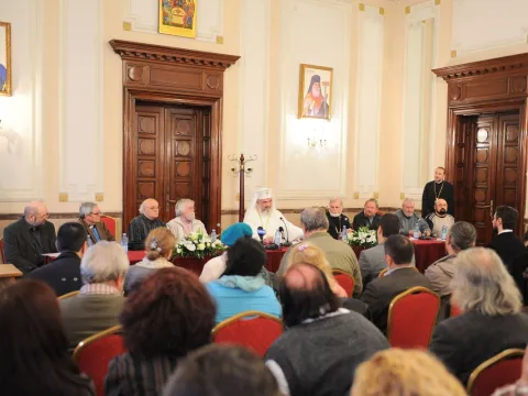 Conferinţa Naţională Unitate dogmatică şi specific naţional în pictura bisericească, la Palatul Patriarhiei