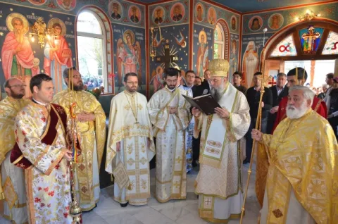 Moaştele Sfinţilor Împăraţi Constantin şi Elena, la Mizil