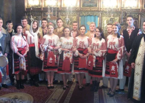 Recital de colinde populare la Parohia Teşila I, Valea Doftanei