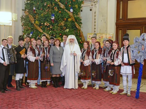 Grupul vocal Romaniţa din Republica Moldova la Patriarhie