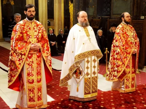 Liturghia Sf. Vasile cel Mare în ajun de Crăciun