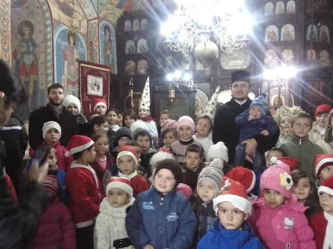 Naşterea Domnului vestită de copiii din Cocorăştii Grind, Protoieria Ploieşti