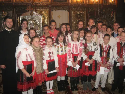 Colinde tradiționale la Parohia Teşila I, Valea Doftanei