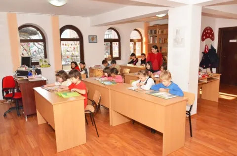 Cerc de creaţie literară la Centrul de zi „Sfânta Sofia“