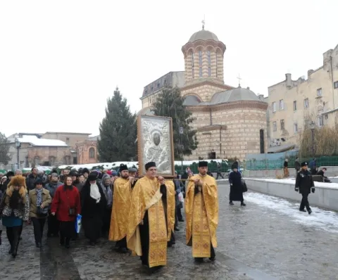 Procesiune cu icoana făcătoare de minuni a Sf. Antonie cel Mare