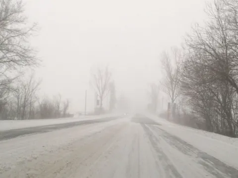 Să-i ajutăm pe cei afectaţi de viscol !