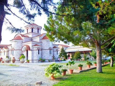 Pe urmele sfinților, în Grecia