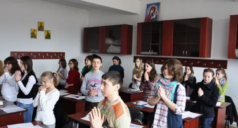 Astăzi are loc Olimpiada de religie pe municipiul Bucureşti