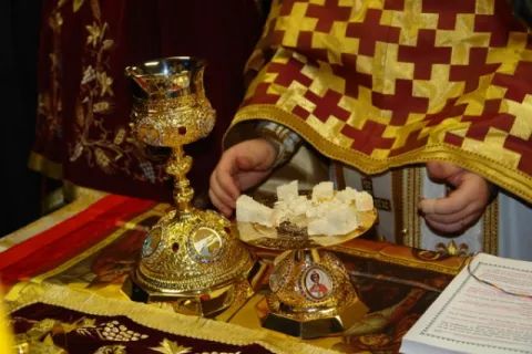 Oficierea Liturghiei darurilor mai înainte sfinţite