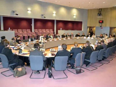 UNIȚI, SUNTEM MAI PUTERNICI