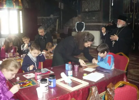 Acţiuni cultural-religioase la Parohia „Sfântul Pantelimon“ - Foişorul de Foc
