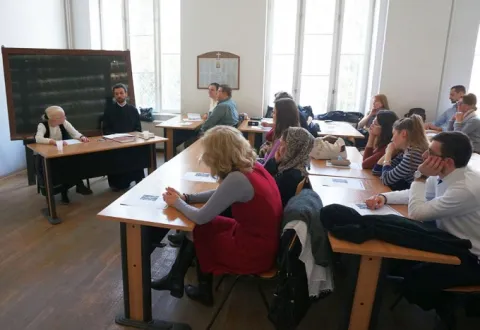 Proiectul catehetic „Calea mântuirii“ la Biserica „Sfânta Ecaterina“ din Bucureşti