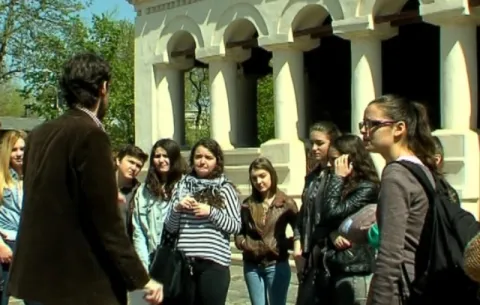 Grupuri de elevi, în vizită la Patriarhie