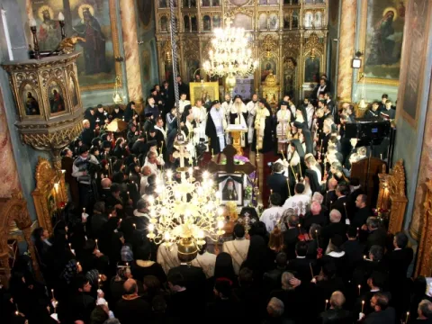 UN MONAH DINAMIC ŞI UN PĂSTOR HARNIC