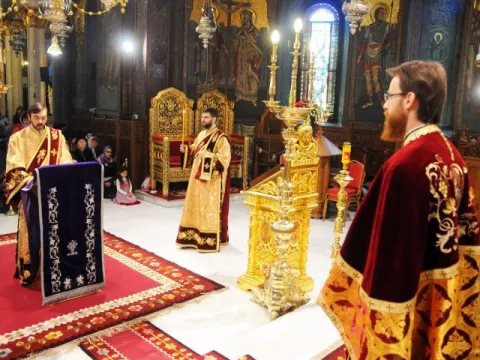 Liturghia Sf. Vasile cel Mare în Sfânta şi Marea Sâmbătă, la Patriarhie