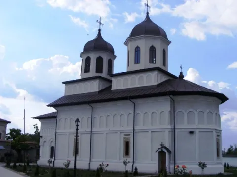 Procesiune cu moaştele Sfântului Voievod Constantin Brâncoveanu la Potlogi