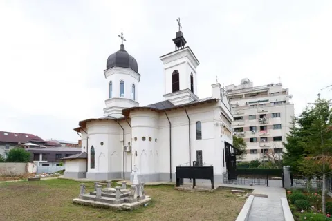 Biserica Dichiu-Tirchileşti, ieri şi azi