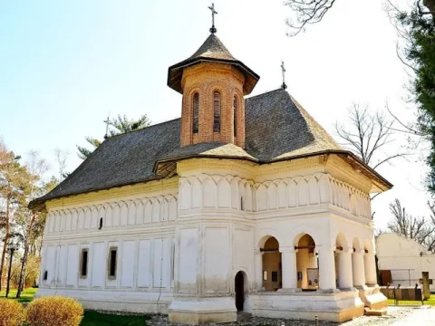Biserica Sfântul Gheorghe de la Mogoşoaia se pregăteşte de sărbătoare