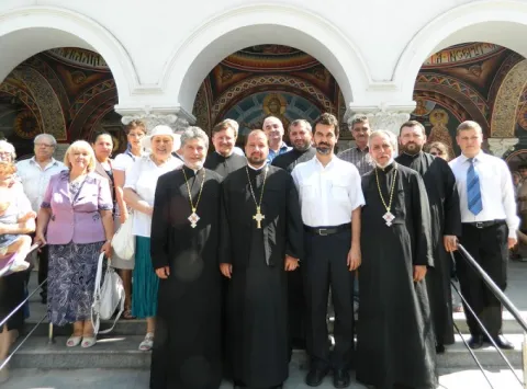 Zi de hram pentru credincioşii Parohiei „Naşterea Maicii Domnului“ - Drumul Taberei