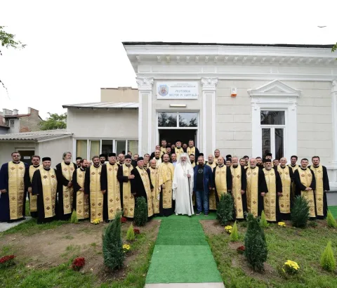 Patriarhul României a sfinţit noul sediu al Protopopiatului Sector 4 Capitală
