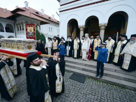Pelerinaj cu moaştele Sfântului Constantin Brâncoveanu la Sâmbăta de Sus
