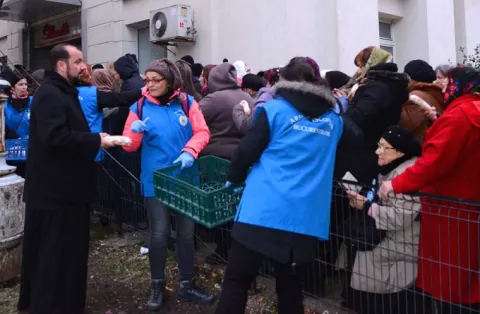 Protoieriile Arhiepiscopiei Bucureştilor, alături de pelerini