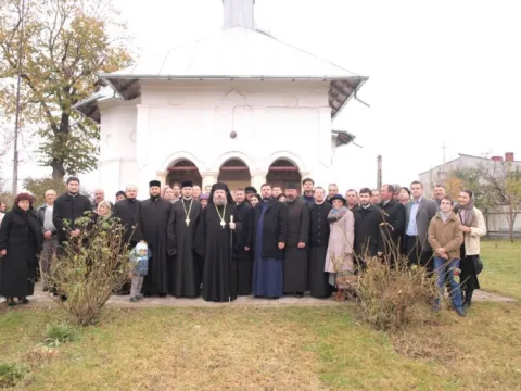 O nouă biserică în Parohia Corlăteşti, Protoieria Ploieşti