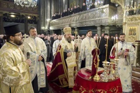 Te-Deum şi Liturghie la Catedrala Mitropolitană Sfântul Spiridon – Nou
