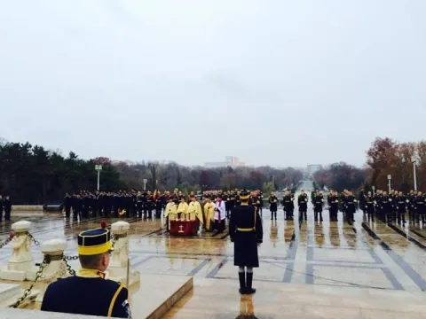 Ceremonial religios-militar în Parcul Carol