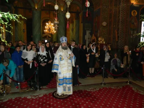 Liturghie arhierească în a doua zi de Crăciun la Mănăstirea Radu Vodă